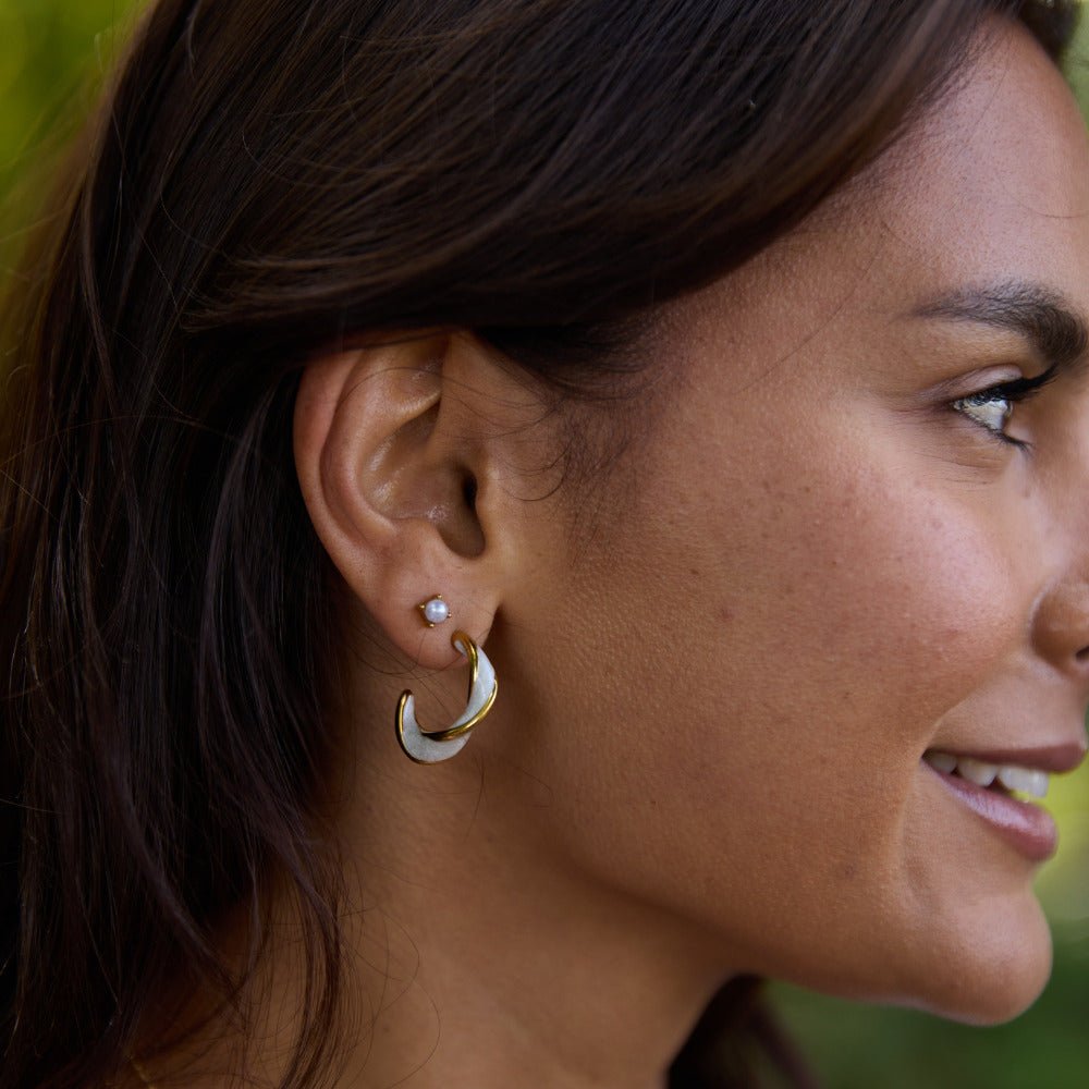 Mother of Pearl Twist Hoop Earrings - Beautiful Earth Boutique