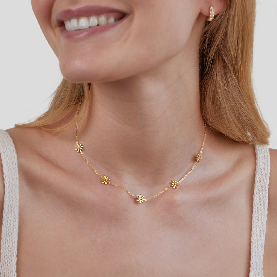 Flower Power 18K Gold Necklace - Beautiful Earth Boutique