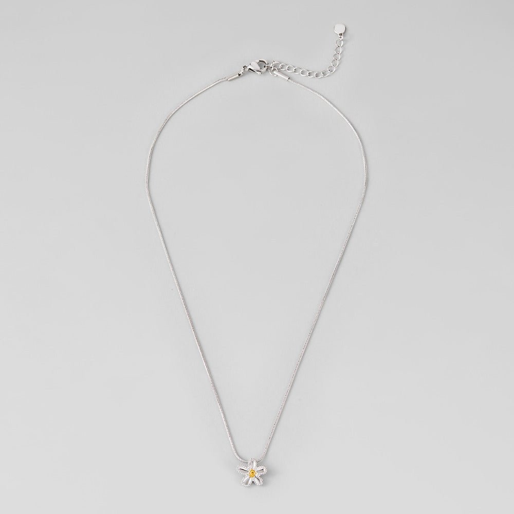 Daisy Pendant Necklace - Beautiful Earth Boutique