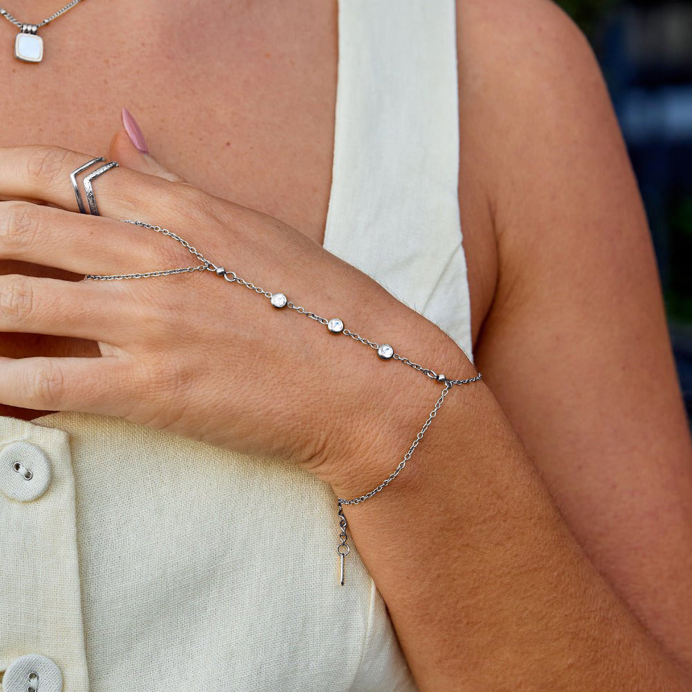 Freya Kristall-Handkettenarmband