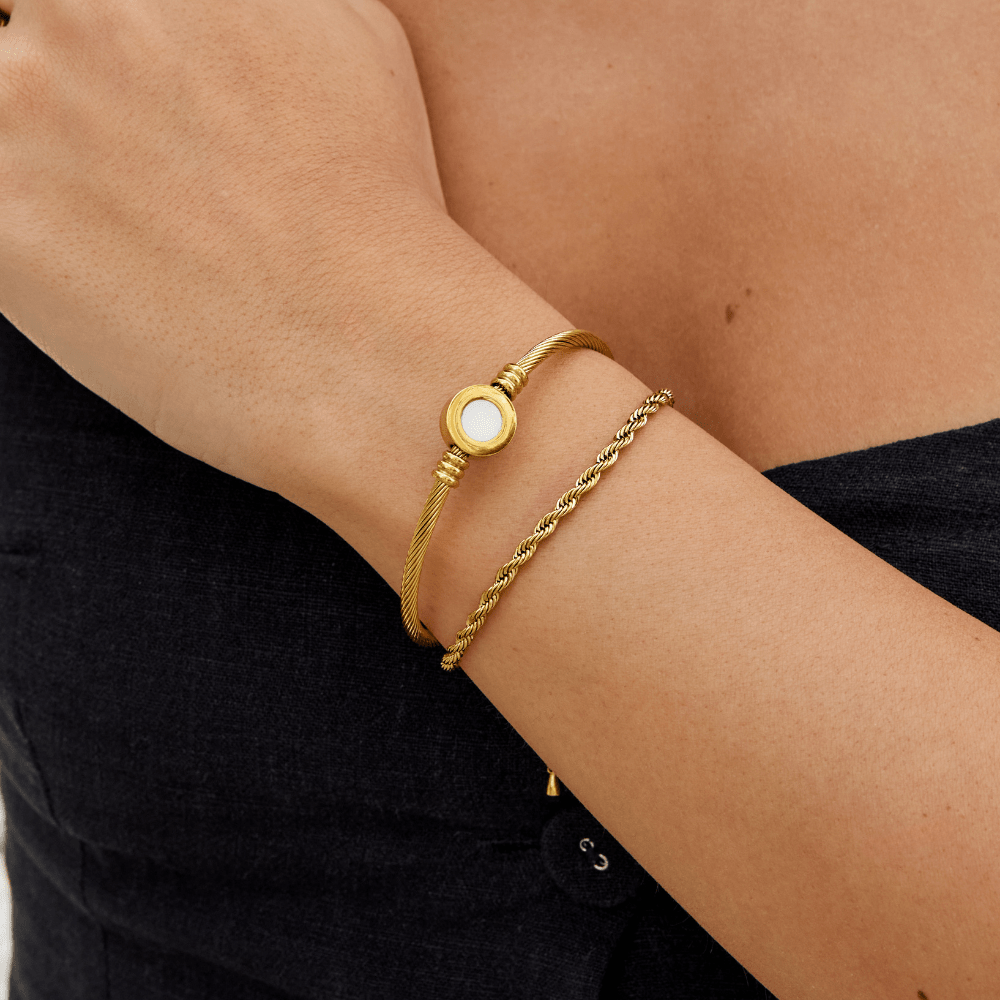 Melinda Gold Bangle - Beautiful Earth Boutique