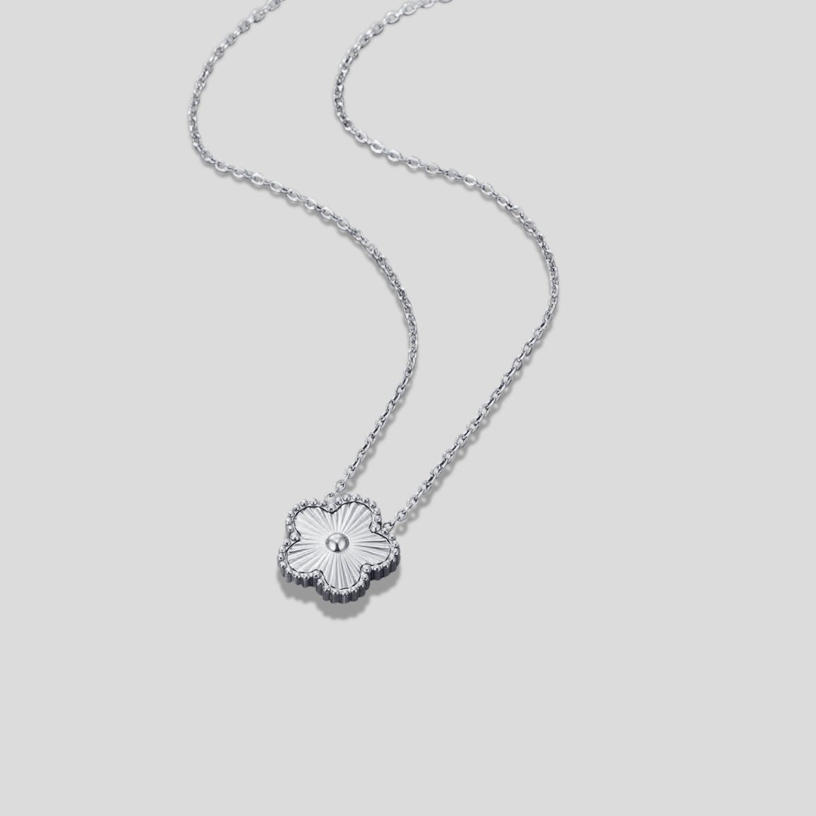 Silver Clover Necklace - Beautiful Earth Boutique