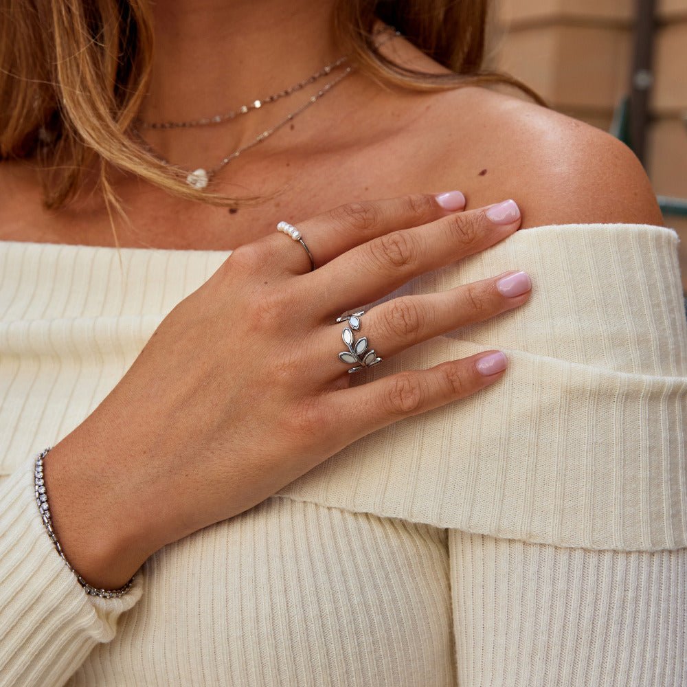 Silver Leaf Ring - Beautiful Earth Boutique