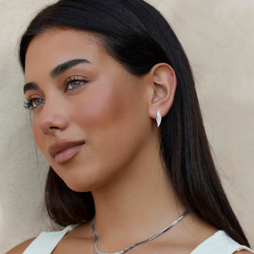 Vintage Monet Silver Leaf Earrings - Beautiful Earth Boutique